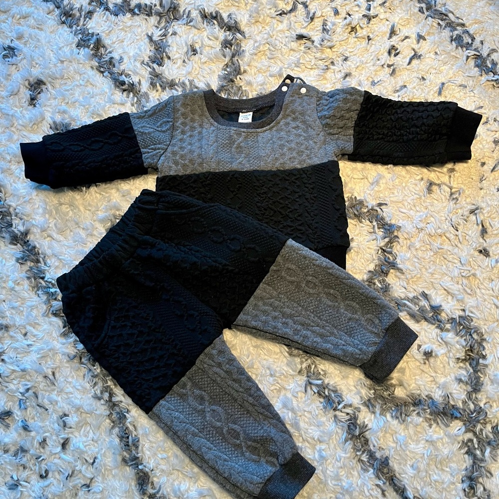 Shein Gray Knit Baby Outfit